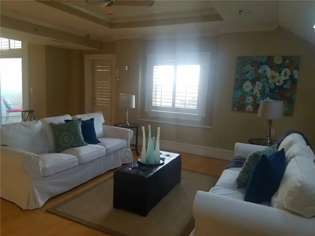 795 Hammond Drive Ne Unit Ph 2401, Sandy Springs, Georgia 30328, 2 Bedrooms Bedrooms, ,2 BathroomsBathrooms,Residential,Sold,795 Hammond Drive Ne Unit Ph 2401,5793796