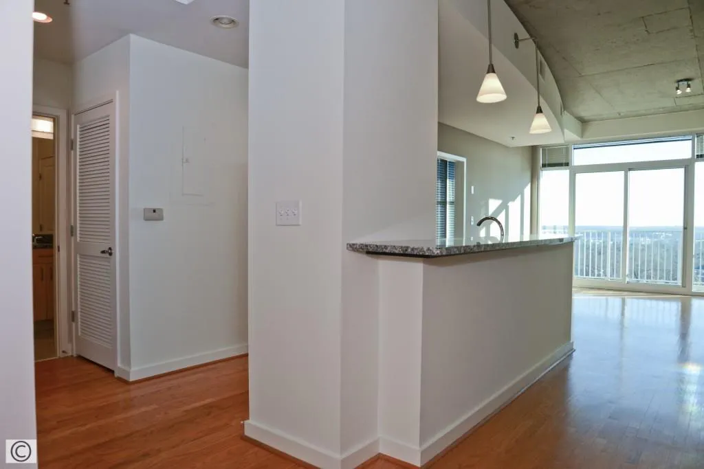 250 Pharr Road Ne Unit 1215, Atlanta, Georgia 30305, 1 Bedroom Bedrooms, ,1 BathroomBathrooms,Residential,Sold,250 Pharr Road Ne Unit 1215,5636596