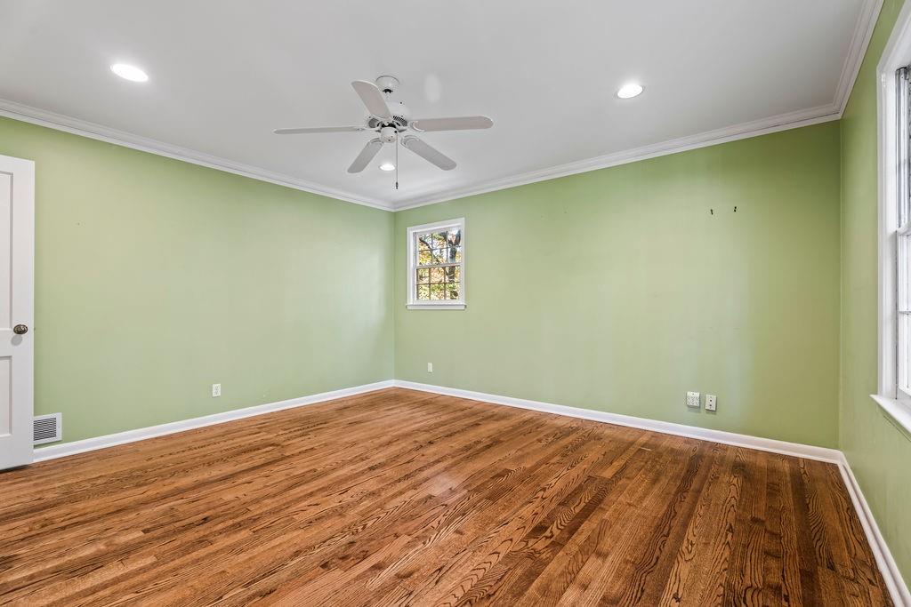 305 Thornwood Drive, Sandy Springs, Georgia 30328, 4 Bedrooms Bedrooms, ,3 BathroomsBathrooms,Residential,Sold,305 Thornwood Drive,7301299