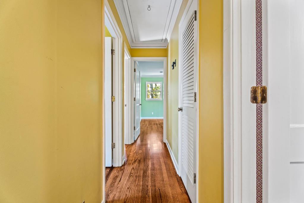 305 Thornwood Drive, Sandy Springs, Georgia 30328, 4 Bedrooms Bedrooms, ,3 BathroomsBathrooms,Residential,Sold,305 Thornwood Drive,7301299