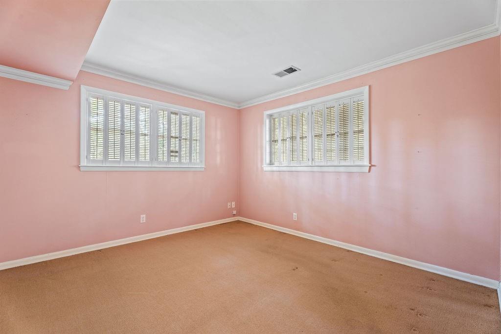 305 Thornwood Drive, Sandy Springs, Georgia 30328, 4 Bedrooms Bedrooms, ,3 BathroomsBathrooms,Residential,Sold,305 Thornwood Drive,7301299