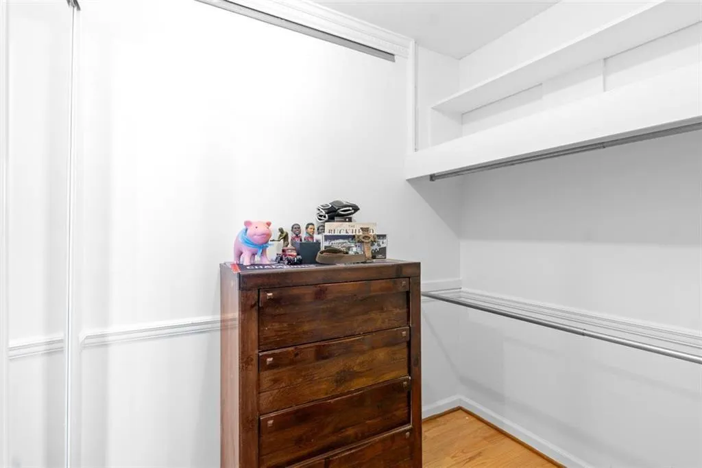 2965 Pharr Court South Nw Unit 817, Atlanta, Georgia 30305, 1 Bedroom Bedrooms, ,1 BathroomBathrooms,Residential,For Sale,2965 Pharr Court South Nw Unit 817,7597793