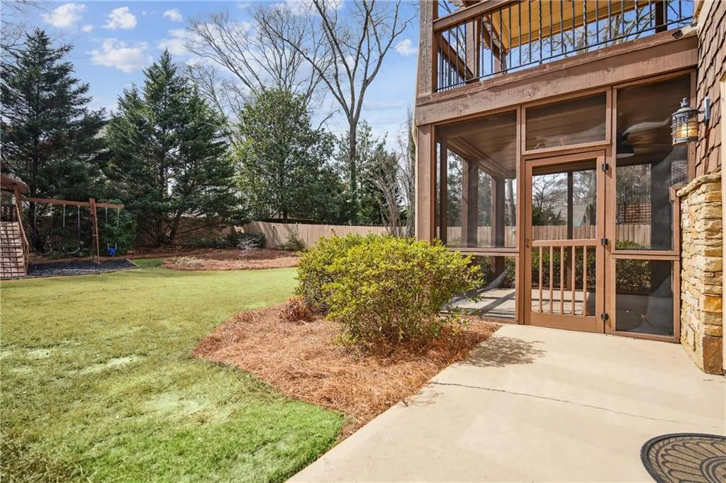 1211 Thornwell Drive, Brookhaven, Georgia 30319, 5 Bedrooms Bedrooms, ,5 BathroomsBathrooms,Residential,For Sale,1211 Thornwell Drive,7587870