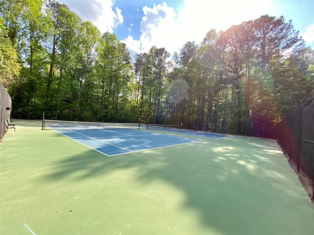 909 Woodcliff Drive, Atlanta, Georgia 30350, 2 Bedrooms Bedrooms, ,2 BathroomsBathrooms,Residential,Sold,909 Woodcliff Drive,6878849