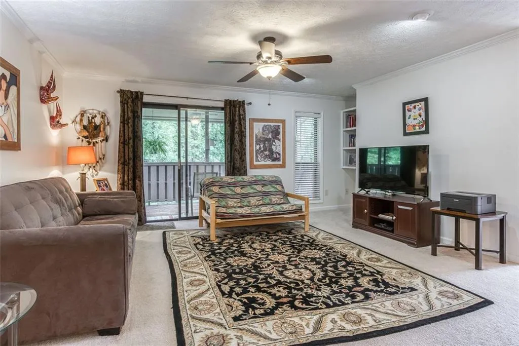909 Woodcliff Drive, Atlanta, Georgia 30350, 2 Bedrooms Bedrooms, ,2 BathroomsBathrooms,Residential,Sold,909 Woodcliff Drive,6878849