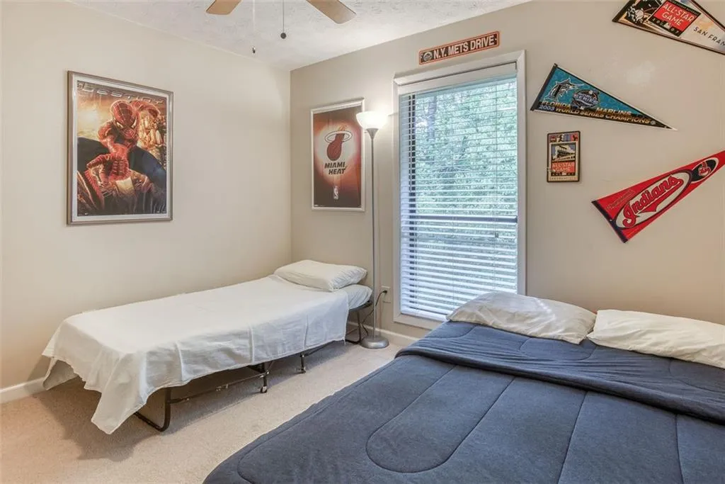 909 Woodcliff Drive, Atlanta, Georgia 30350, 2 Bedrooms Bedrooms, ,2 BathroomsBathrooms,Residential,Sold,909 Woodcliff Drive,6878849