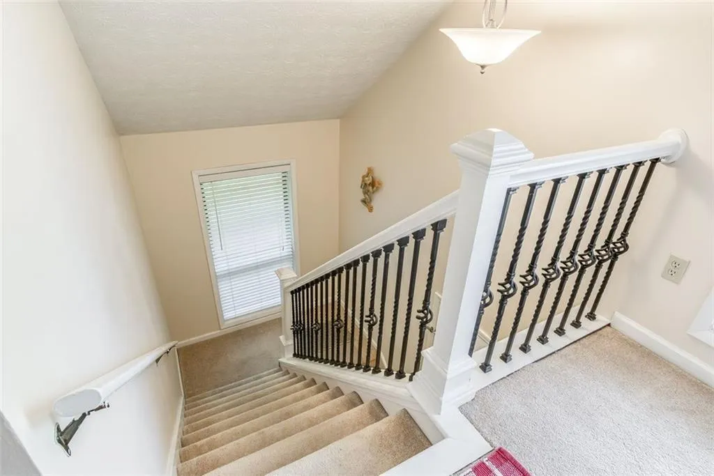 909 Woodcliff Drive, Atlanta, Georgia 30350, 2 Bedrooms Bedrooms, ,2 BathroomsBathrooms,Residential,Sold,909 Woodcliff Drive,6878849