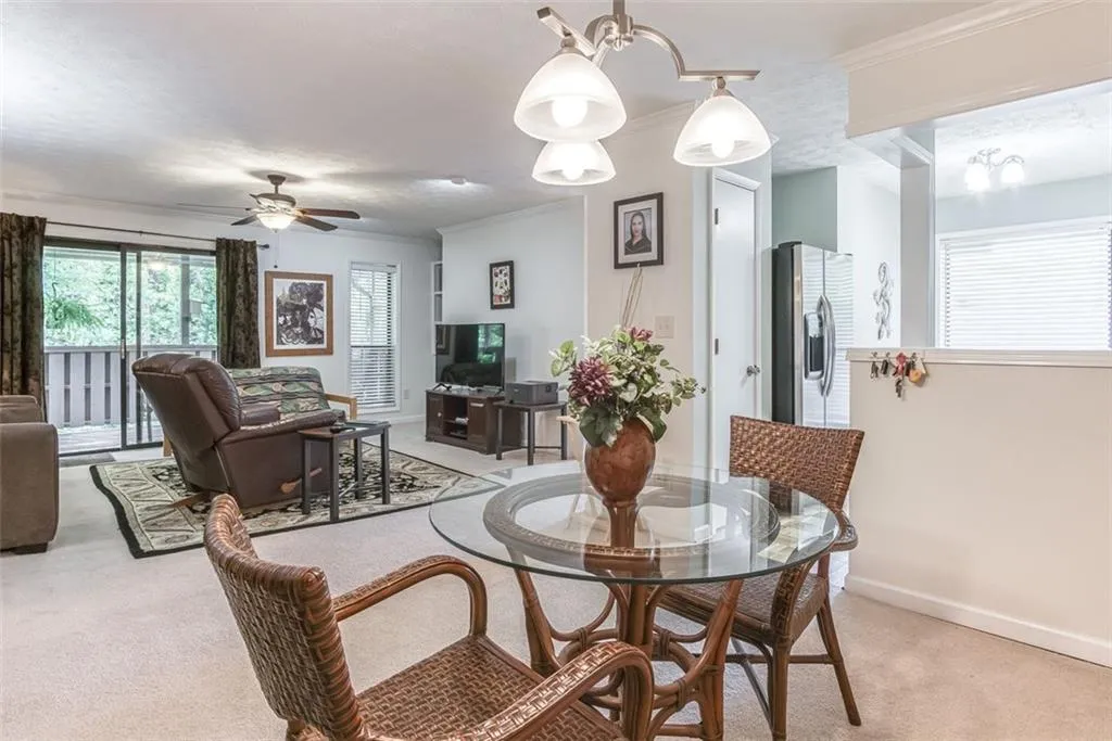 909 Woodcliff Drive, Atlanta, Georgia 30350, 2 Bedrooms Bedrooms, ,2 BathroomsBathrooms,Residential,Sold,909 Woodcliff Drive,6878849