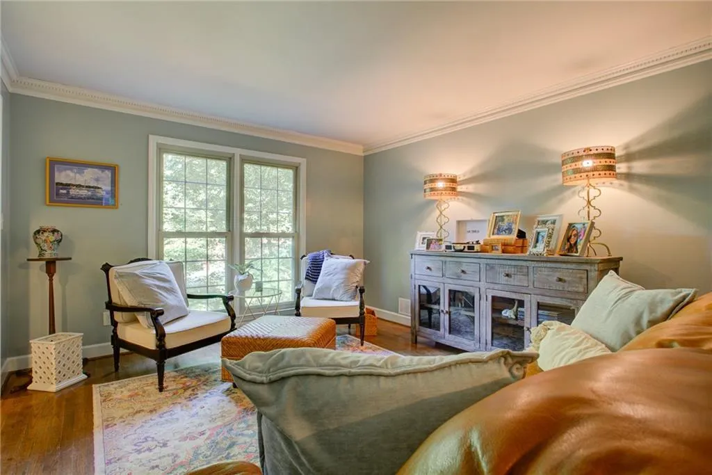 8025 River Circle, Sandy Springs, Georgia 30350, 4 Bedrooms Bedrooms, ,2 BathroomsBathrooms,Residential,Sold,8025 River Circle,7045457