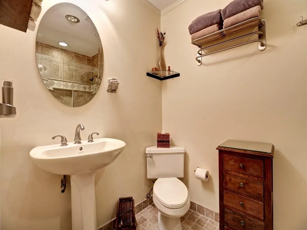 281 The South Chace, Sandy Springs, Georgia 30328, 3 Bedrooms Bedrooms, ,2 BathroomsBathrooms,Residential,Sold,281 The South Chace,5620133