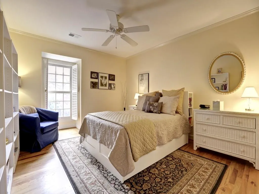 281 The South Chace, Sandy Springs, Georgia 30328, 3 Bedrooms Bedrooms, ,2 BathroomsBathrooms,Residential,Sold,281 The South Chace,5620133