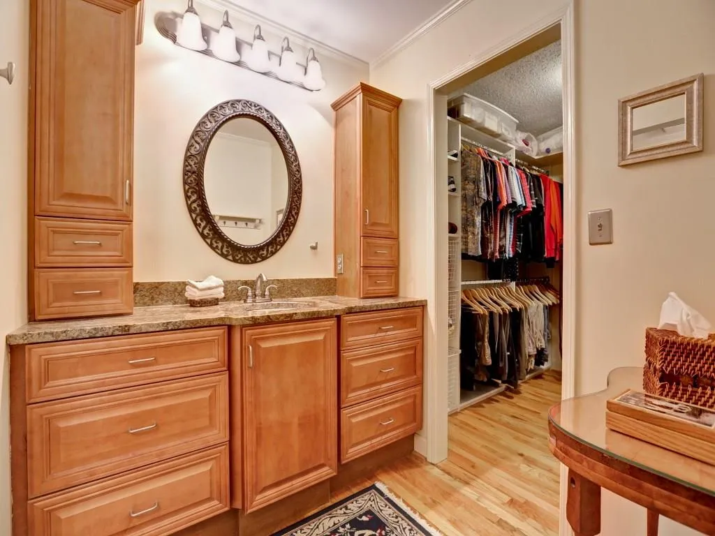 281 The South Chace, Sandy Springs, Georgia 30328, 3 Bedrooms Bedrooms, ,2 BathroomsBathrooms,Residential,Sold,281 The South Chace,5620133