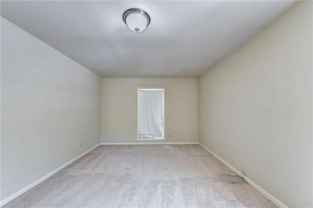 6851 Roswell Road Unit H5, Sandy Springs, Georgia 30328, 2 Bedrooms Bedrooms, ,2 BathroomsBathrooms,Residential,Sold,6851 Roswell Road Unit H5,6887707