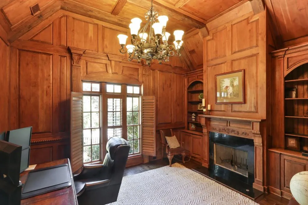 4780 Merlendale Court, Atlanta, Georgia 30327, 5 Bedrooms Bedrooms, ,5 BathroomsBathrooms,Residential,Sold,4780 Merlendale Court,6529181