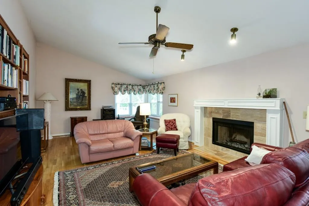 1107 Bailiff Court, Brookhaven, Georgia 30319, 3 Bedrooms Bedrooms, ,2 BathroomsBathrooms,Residential,Sold,1107 Bailiff Court,5736142