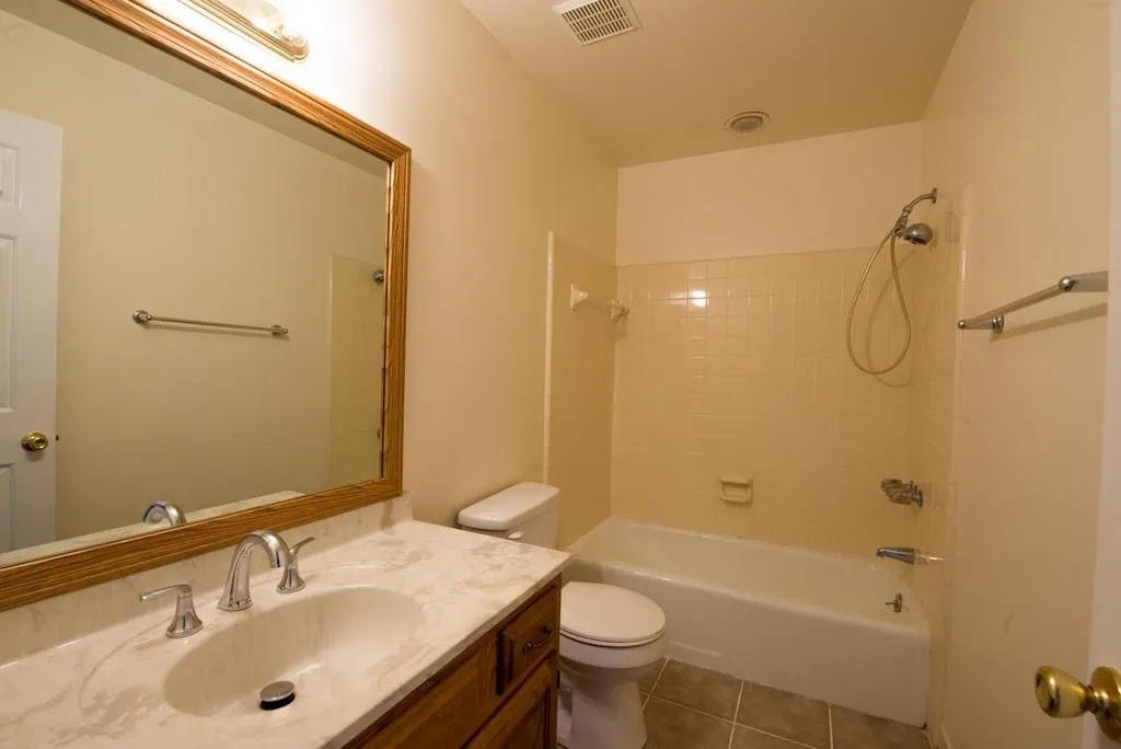 12 Forest Ridge Court, Atlanta, Georgia 30350, 3 Bedrooms Bedrooms, ,3 BathroomsBathrooms,Residential,Sold,12 Forest Ridge Court,6725358