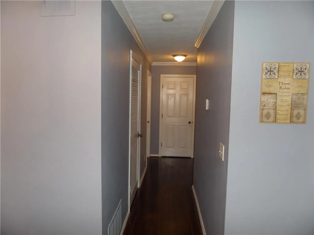 705 Gettysburg Place, Sandy Springs, Georgia 30350, 2 Bedrooms Bedrooms, ,1 BathroomBathrooms,Residential,Sold,705 Gettysburg Place,5748236