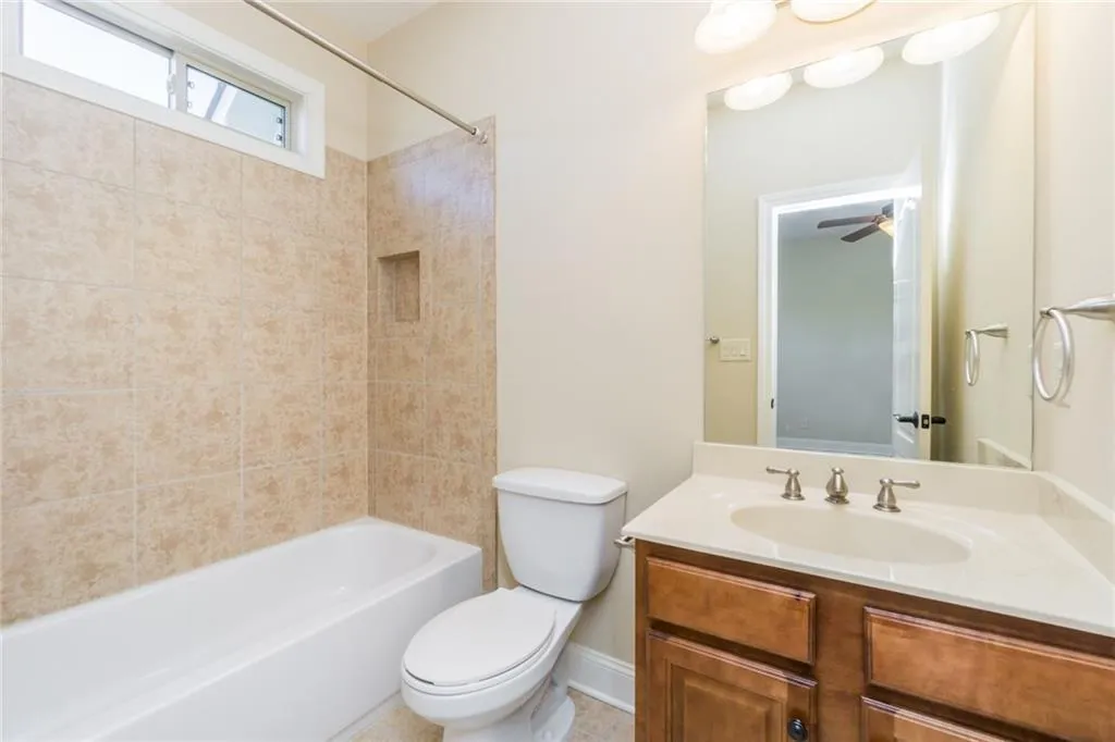 940 Delaronde Court, Sandy Springs, Georgia 30328, 3 Bedrooms Bedrooms, ,3 BathroomsBathrooms,Residential,Sold,940 Delaronde Court,5957303