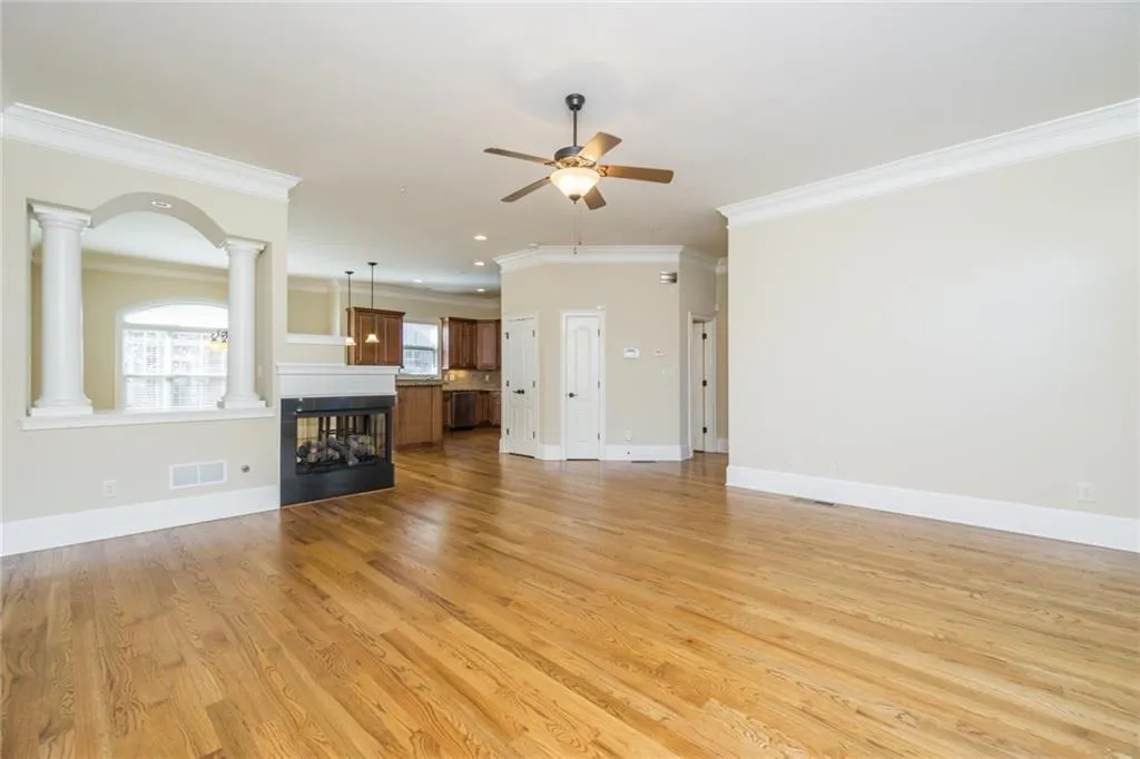 940 Delaronde Court, Sandy Springs, Georgia 30328, 3 Bedrooms Bedrooms, ,3 BathroomsBathrooms,Residential,Sold,940 Delaronde Court,5957303