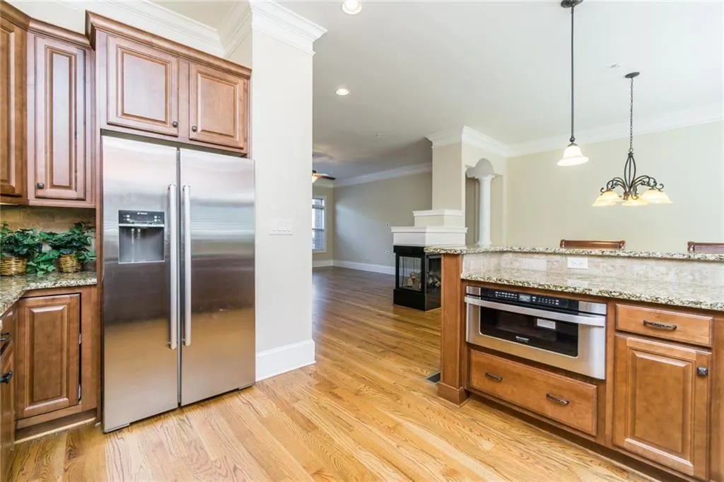 940 Delaronde Court, Sandy Springs, Georgia 30328, 3 Bedrooms Bedrooms, ,3 BathroomsBathrooms,Residential,Sold,940 Delaronde Court,5957303
