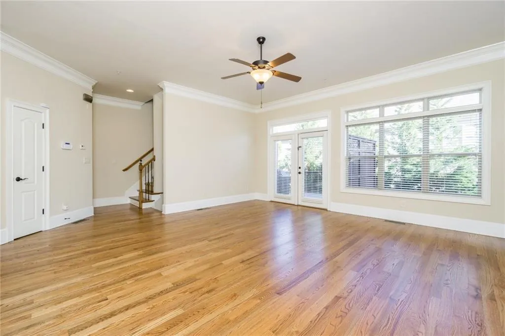 940 Delaronde Court, Sandy Springs, Georgia 30328, 3 Bedrooms Bedrooms, ,3 BathroomsBathrooms,Residential,Sold,940 Delaronde Court,5957303