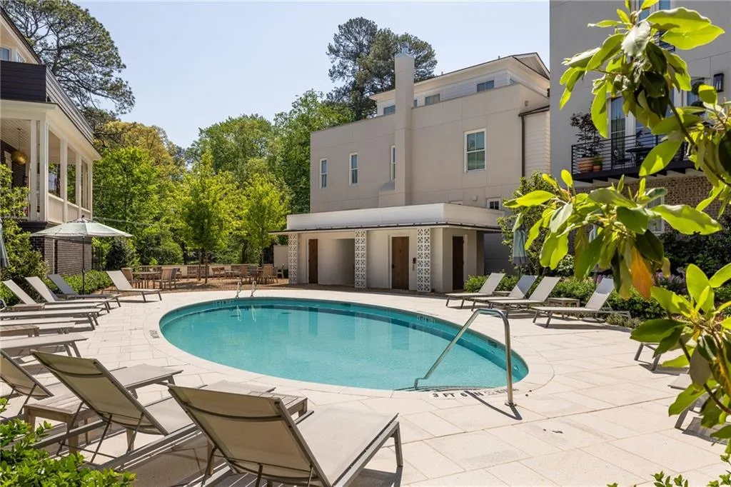 77 Delmont Drive, Atlanta, Georgia 30305, 4 Bedrooms Bedrooms, ,4 BathroomsBathrooms,Residential,For Sale,77 Delmont Drive,7611302