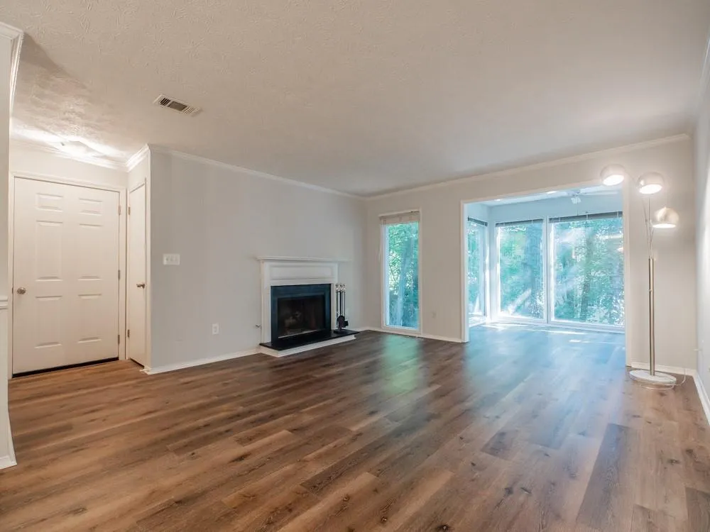 504 Vicksburg Place, Atlanta, Georgia 30350, 3 Bedrooms Bedrooms, ,2 BathroomsBathrooms,Residential,Sold,504 Vicksburg Place,6612038