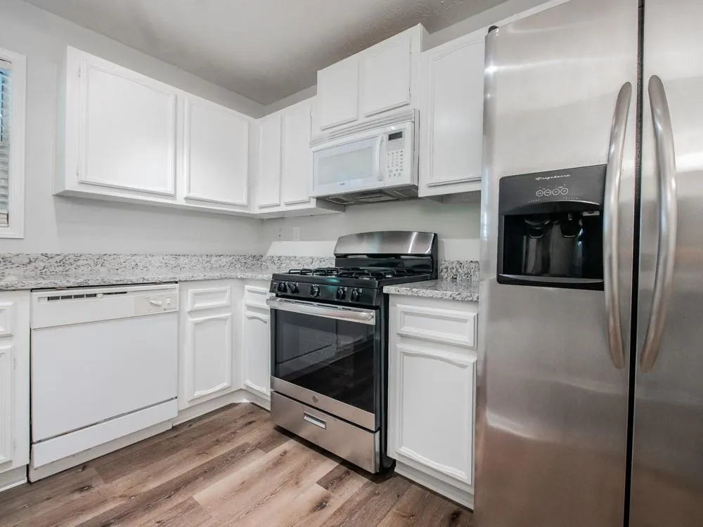 504 Vicksburg Place, Atlanta, Georgia 30350, 3 Bedrooms Bedrooms, ,2 BathroomsBathrooms,Residential,Sold,504 Vicksburg Place,6612038