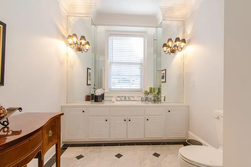 10 The Croft, Sandy Springs, Georgia 30342, 4 Bedrooms Bedrooms, ,5 BathroomsBathrooms,Residential,Sold,10 The Croft,5643467