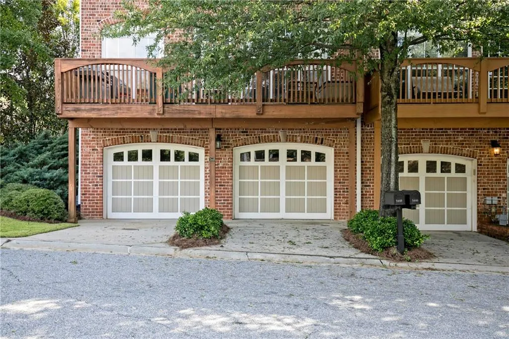 5448 Glenridge View, Atlanta, Georgia 30342, 3 Bedrooms Bedrooms, ,3 BathroomsBathrooms,Residential,Sold,5448 Glenridge View,5907647 5448 Glenridge View, Atlanta, Georgia 30342, 3 Bedrooms Bedrooms, ,3 BathroomsBathrooms,Residential,Sold,5448 Glenridge View,5907647