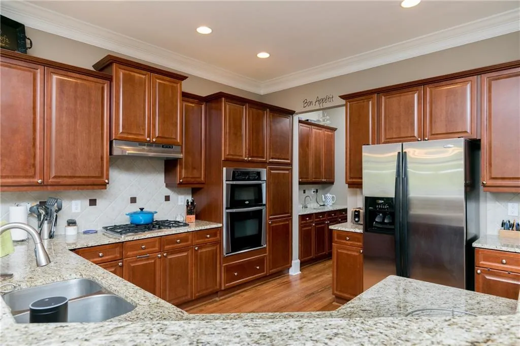 5448 Glenridge View, Atlanta, Georgia 30342, 3 Bedrooms Bedrooms, ,3 BathroomsBathrooms,Residential,Sold,5448 Glenridge View,5907647 5448 Glenridge View, Atlanta, Georgia 30342, 3 Bedrooms Bedrooms, ,3 BathroomsBathrooms,Residential,Sold,5448 Glenridge View,5907647