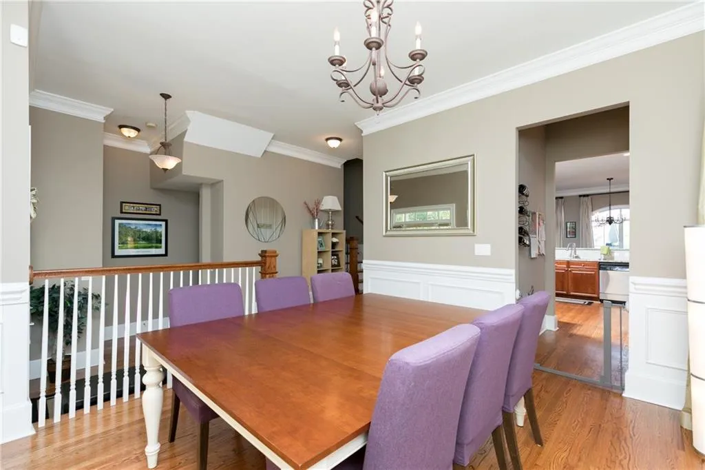 5448 Glenridge View, Atlanta, Georgia 30342, 3 Bedrooms Bedrooms, ,3 BathroomsBathrooms,Residential,Sold,5448 Glenridge View,5907647 5448 Glenridge View, Atlanta, Georgia 30342, 3 Bedrooms Bedrooms, ,3 BathroomsBathrooms,Residential,Sold,5448 Glenridge View,5907647