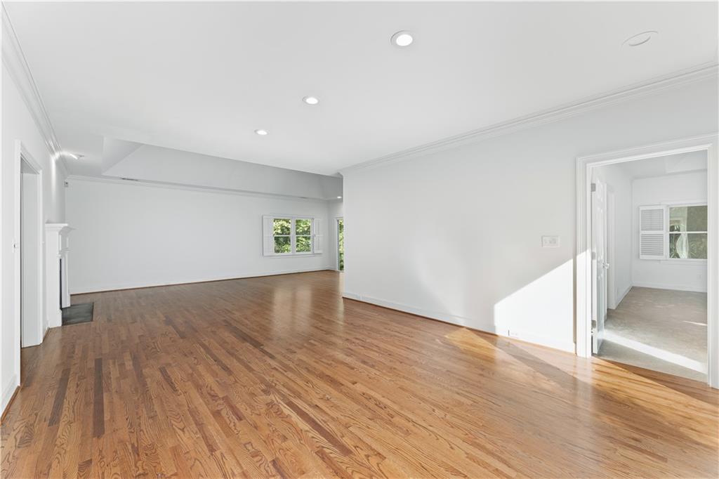 445 Greenlaurel Drive, Sandy Springs, Georgia 30342, 4 Bedrooms Bedrooms, ,3 BathroomsBathrooms,Residential,Sold,445 Greenlaurel Drive,7251071