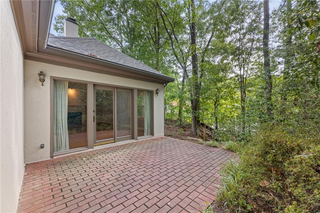 445 Greenlaurel Drive, Sandy Springs, Georgia 30342, 4 Bedrooms Bedrooms, ,3 BathroomsBathrooms,Residential,Sold,445 Greenlaurel Drive,7251071