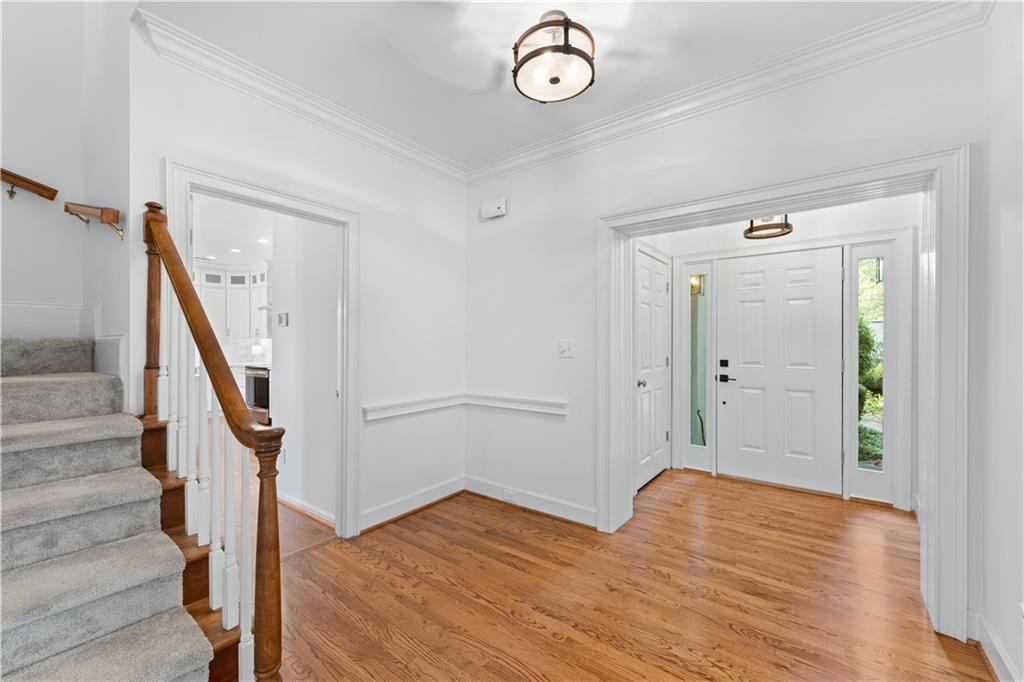 445 Greenlaurel Drive, Sandy Springs, Georgia 30342, 4 Bedrooms Bedrooms, ,3 BathroomsBathrooms,Residential,Sold,445 Greenlaurel Drive,7251071