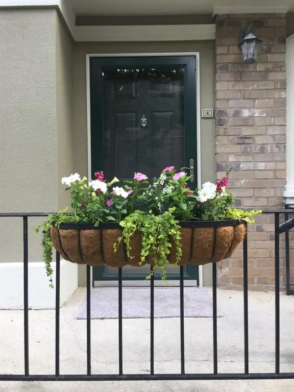 6900 Roswell Road Unit P4, Sandy Springs, Georgia 30328, 4 Bedrooms Bedrooms, ,2 BathroomsBathrooms,Residential,Sold,6900 Roswell Road Unit P4,6720540