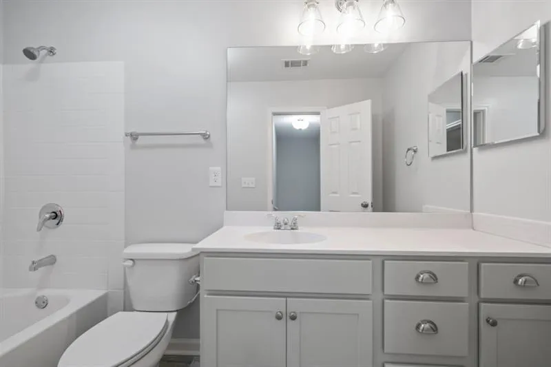 6900 Roswell Road Unit P4, Sandy Springs, Georgia 30328, 4 Bedrooms Bedrooms, ,2 BathroomsBathrooms,Residential,Sold,6900 Roswell Road Unit P4,6720540