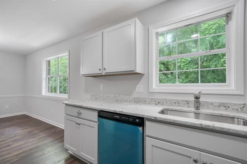 6900 Roswell Road Unit P4, Sandy Springs, Georgia 30328, 4 Bedrooms Bedrooms, ,2 BathroomsBathrooms,Residential,Sold,6900 Roswell Road Unit P4,6720540