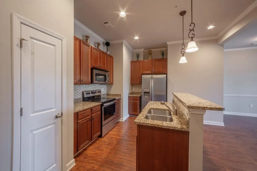 7265 Glisten Avenue Unit 137, Sandy Springs, Georgia 30328, 2 Bedrooms Bedrooms, ,2 BathroomsBathrooms,Residential,Sold,7265 Glisten Avenue Unit 137,6530405