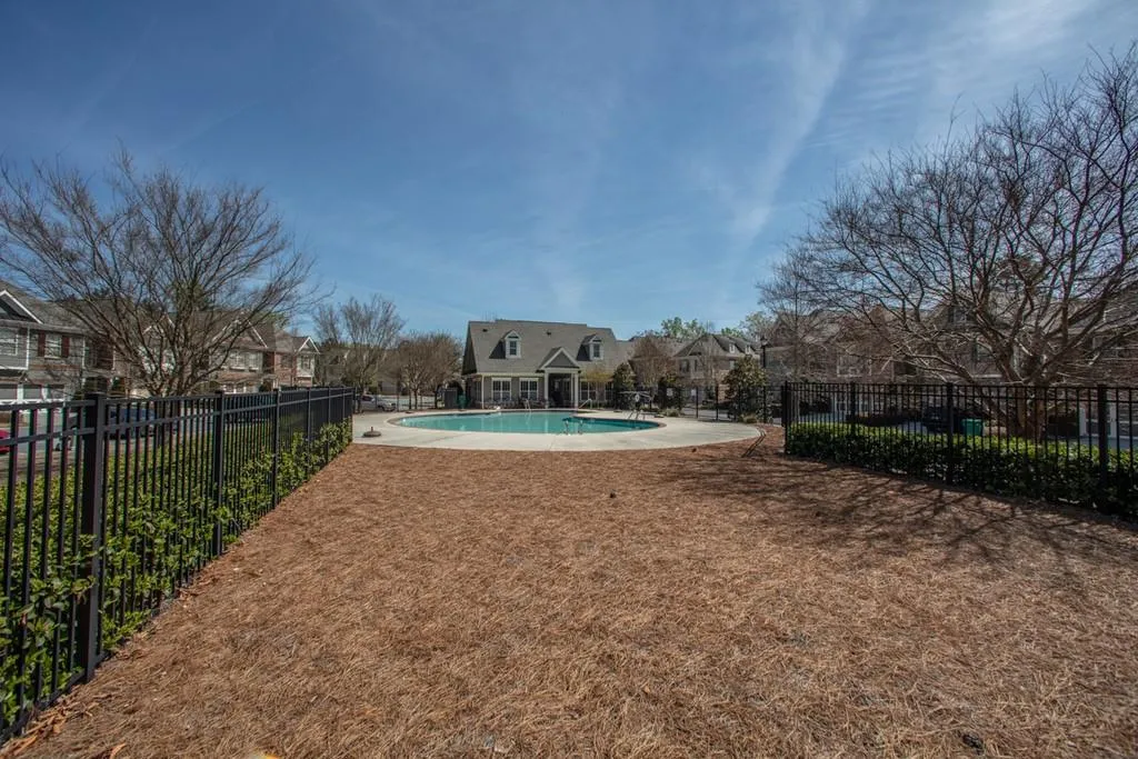7265 Glisten Avenue Unit 137, Sandy Springs, Georgia 30328, 2 Bedrooms Bedrooms, ,2 BathroomsBathrooms,Residential,Sold,7265 Glisten Avenue Unit 137,6530405