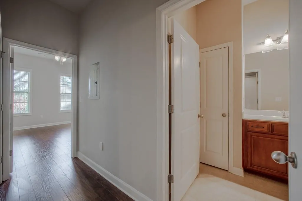 7265 Glisten Avenue Unit 137, Sandy Springs, Georgia 30328, 2 Bedrooms Bedrooms, ,2 BathroomsBathrooms,Residential,Sold,7265 Glisten Avenue Unit 137,6530405