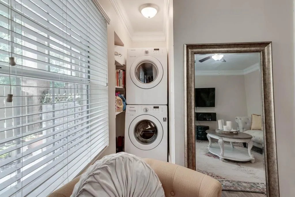 6980 Roswell Road Unit D13, Atlanta, Georgia 30328, 1 Bedroom Bedrooms, ,1 BathroomBathrooms,Residential,Sold,6980 Roswell Road Unit D13,6929480