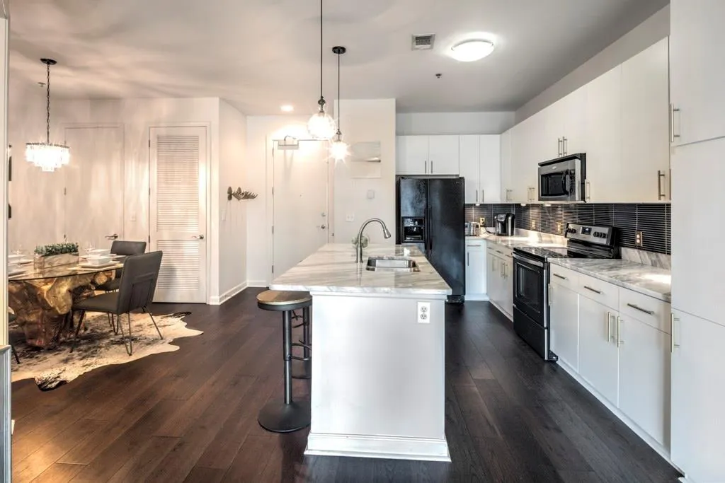 711 Cosmopolitan Drive Ne Unit Tl10, Atlanta, Georgia 30324, 2 Bedrooms Bedrooms, ,2 BathroomsBathrooms,Residential,Sold,711 Cosmopolitan Drive Ne Unit Tl10,5950478