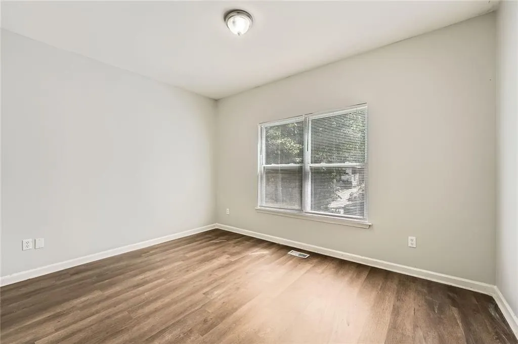 558 Elbridge Drive Nw, Atlanta, Georgia 30318, 4 Bedrooms Bedrooms, ,3 BathroomsBathrooms,Residential,For Sale,558 Elbridge Drive Nw,7571709
