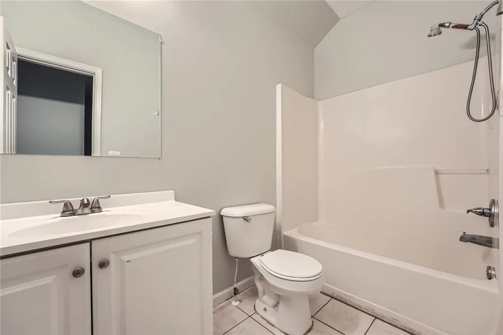 558 Elbridge Drive Nw, Atlanta, Georgia 30318, 4 Bedrooms Bedrooms, ,3 BathroomsBathrooms,Residential,For Sale,558 Elbridge Drive Nw,7571709