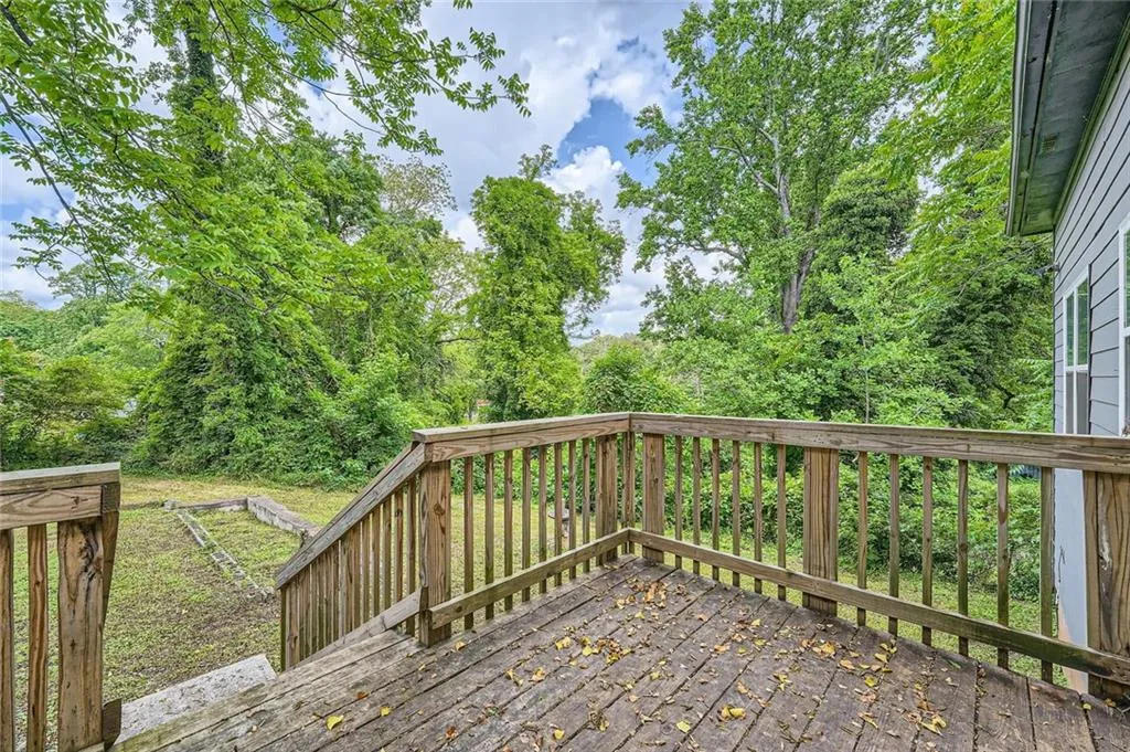 558 Elbridge Drive Nw, Atlanta, Georgia 30318, 4 Bedrooms Bedrooms, ,3 BathroomsBathrooms,Residential,For Sale,558 Elbridge Drive Nw,7571709