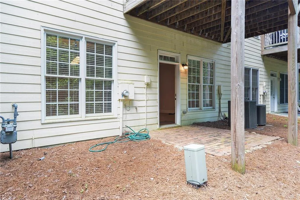 5492 Glenridge Drive Unit 536, Atlanta, Georgia 30342, 4 Bedrooms Bedrooms, ,3 BathroomsBathrooms,Residential,Sold,5492 Glenridge Drive Unit 536,6120056