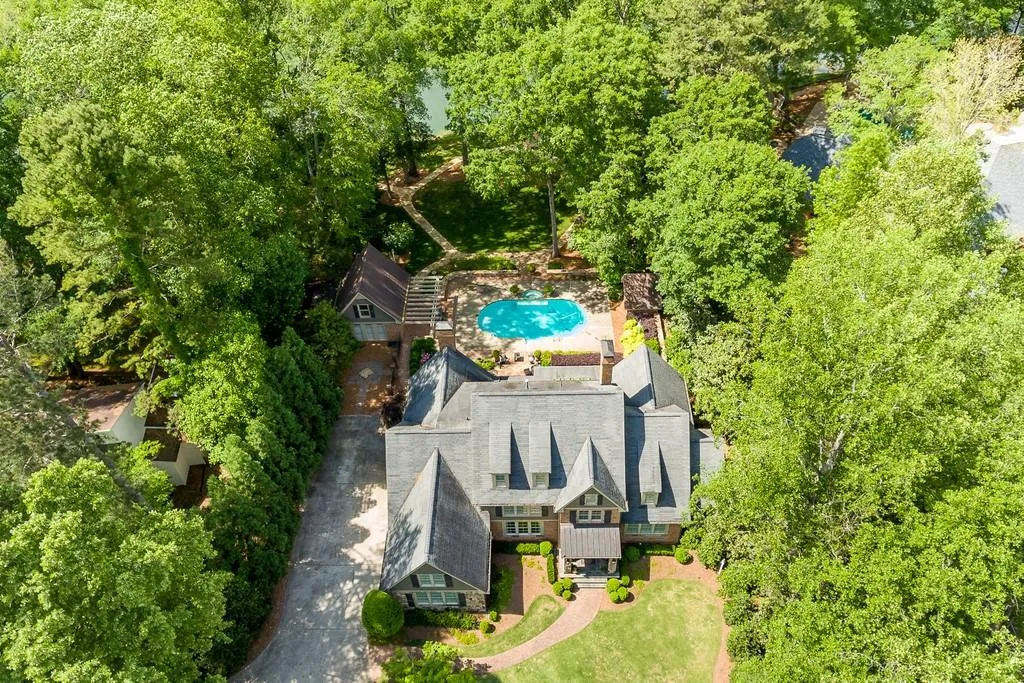 1766 Brandon Hall Drive, Sandy Springs, Georgia 30350, 5 Bedrooms Bedrooms, ,4 BathroomsBathrooms,Residential,Sold,1766 Brandon Hall Drive,6721665