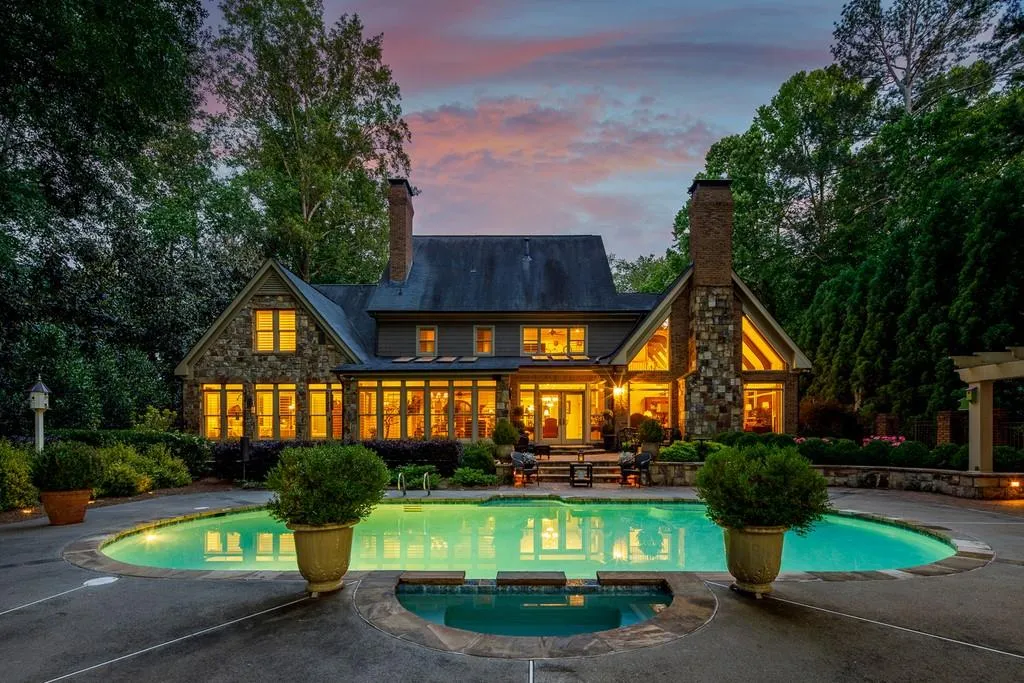 1766 Brandon Hall Drive, Sandy Springs, Georgia 30350, 5 Bedrooms Bedrooms, ,4 BathroomsBathrooms,Residential,Sold,1766 Brandon Hall Drive,6721665