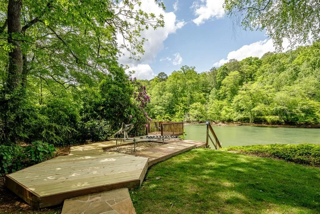 1766 Brandon Hall Drive, Sandy Springs, Georgia 30350, 5 Bedrooms Bedrooms, ,4 BathroomsBathrooms,Residential,Sold,1766 Brandon Hall Drive,6721665